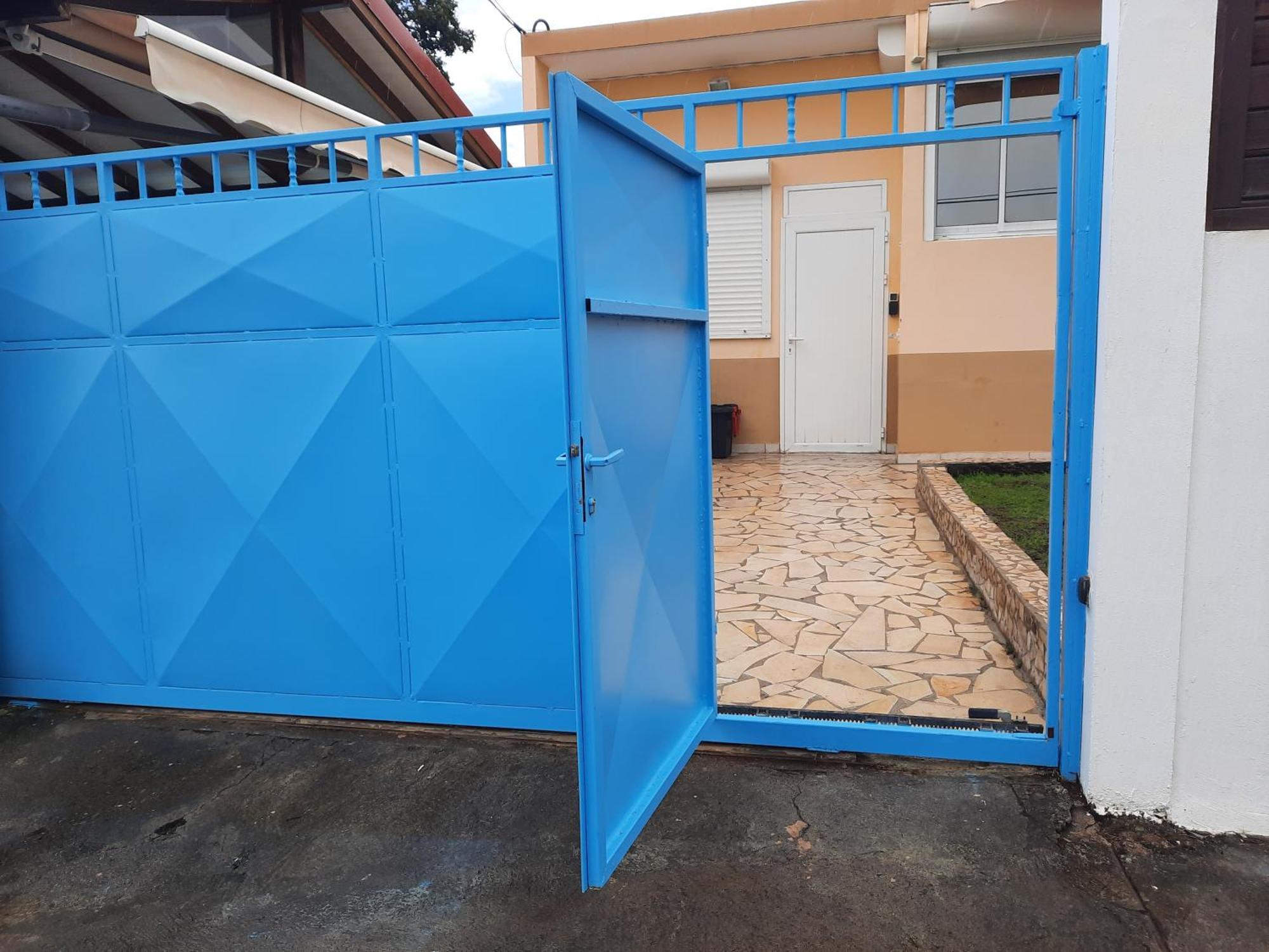 Studio Avec Piscine Privee, Idealement Situe แซงต์-โคลด ภายนอก รูปภาพ